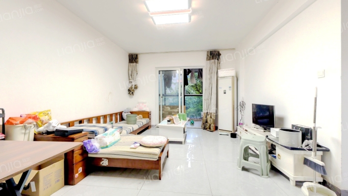 空港首座二手房实景图