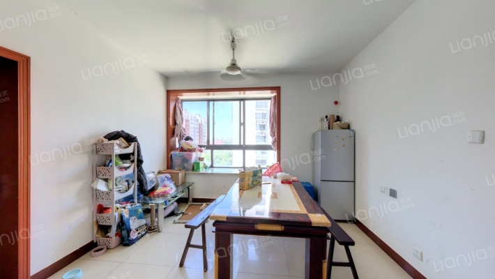 富安花园B区二手房实景图