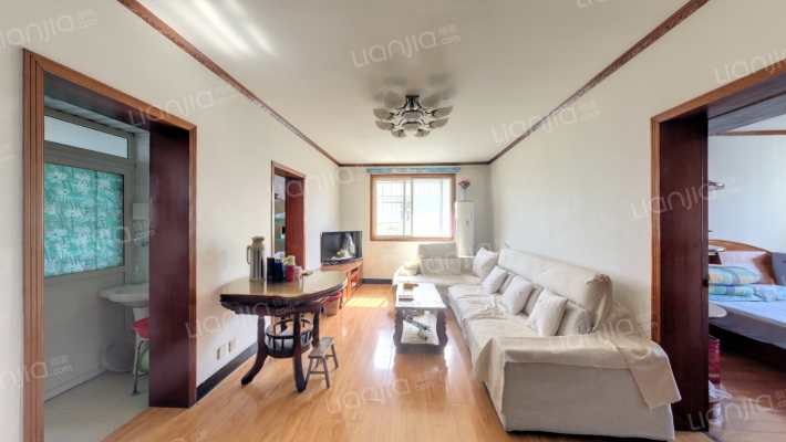 草芳新苑二手房实景图