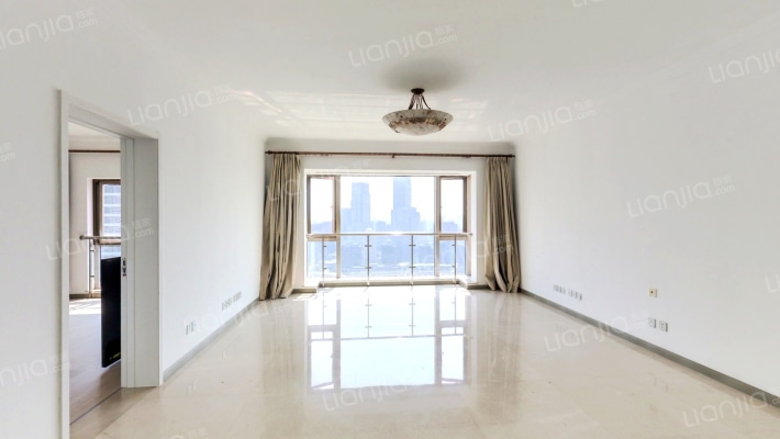 世茂滨江花园二手房实景图