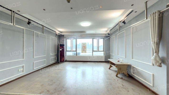 时代广场二手房实景图