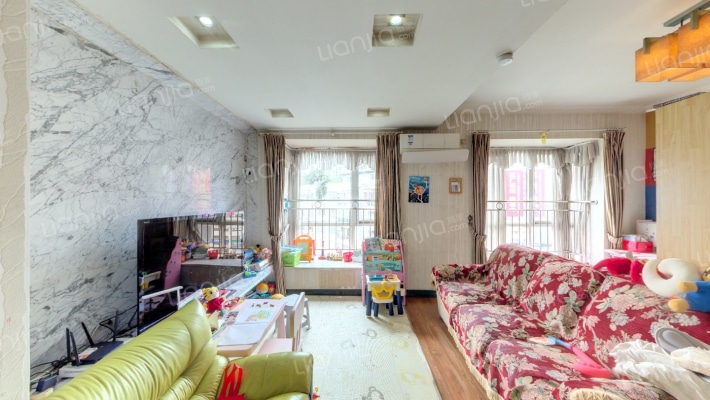 科而士天辰华府二手房实景图