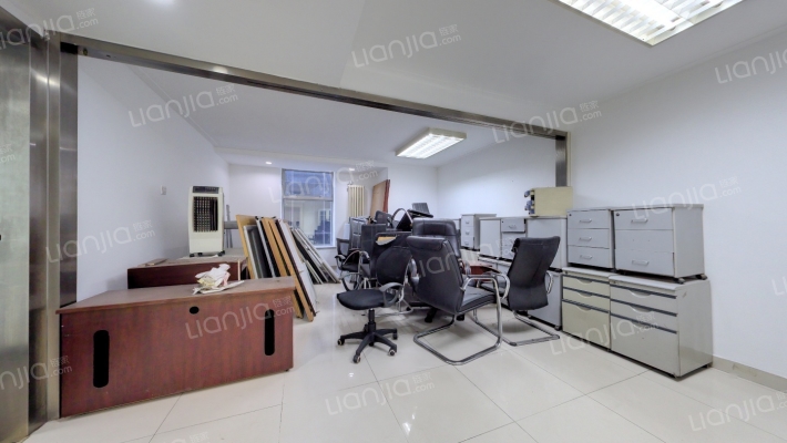 国润商务大厦二手房实景图