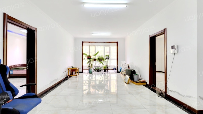 滨江逸品二手房实景图