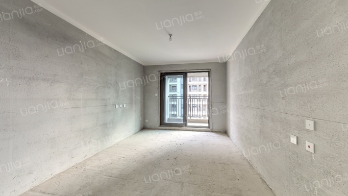 德信理想之宸二手房实景图