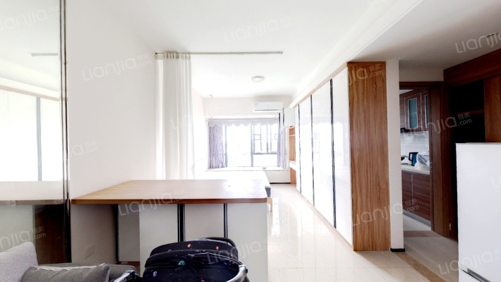 恒大御湖湾C区二手房实景图