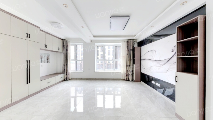 春霖·悦湖二手房实景图