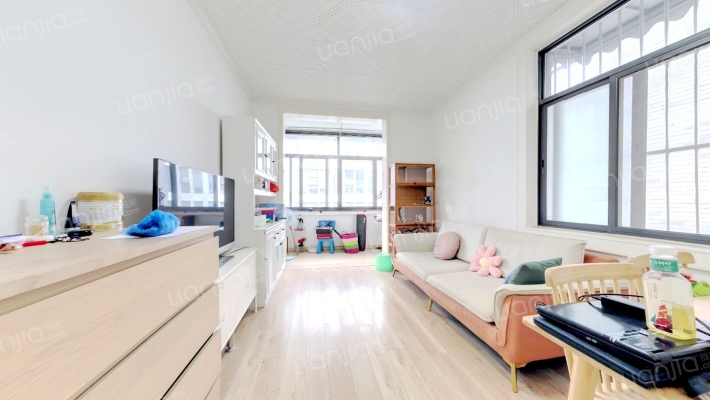 支矶石街21号二手房实景图