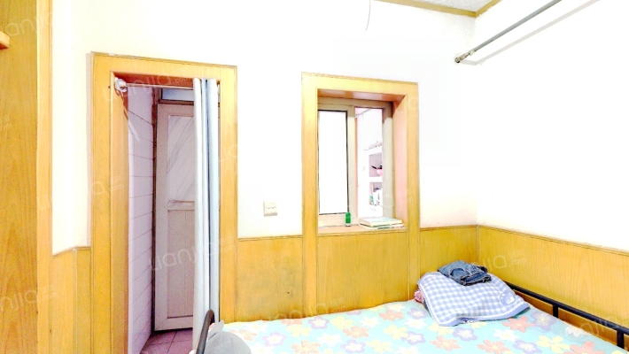 纺器厂宿舍二手房实景图