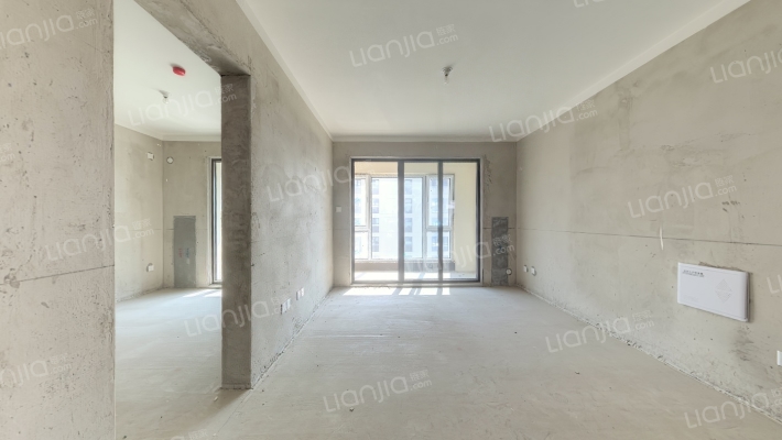 隆和大溪谷八期二手房实景图