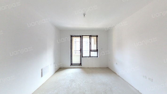 明华彩虹里二手房实景图