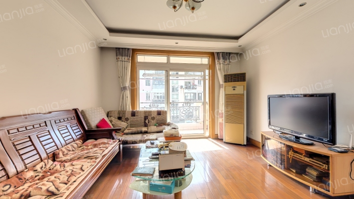 康泰新城二手房实景图