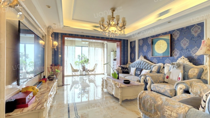 保利公园198蔷薇郡二手房实景图