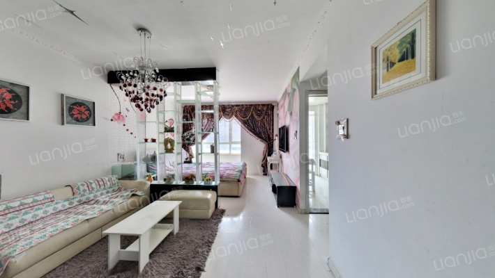 保利百合香湾D区二手房实景图