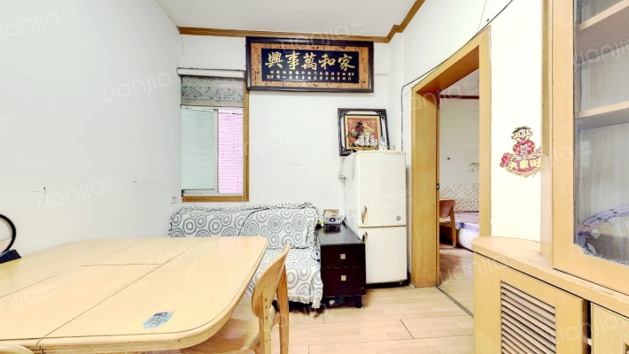 满春花园二手房实景图