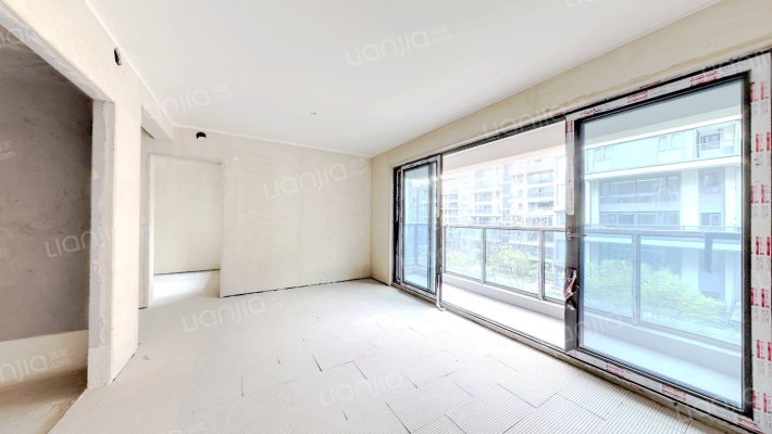 金科博翠宸章二手房实景图