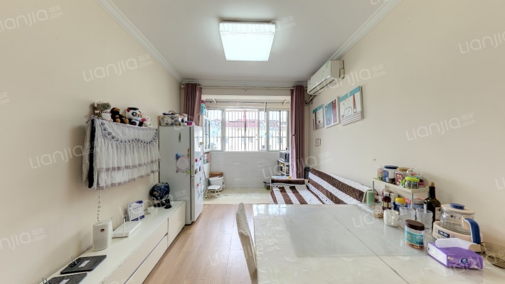 金塔新村二手房实景图