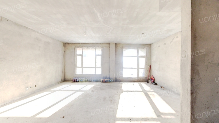 华业龙玺别墅二手房实景图