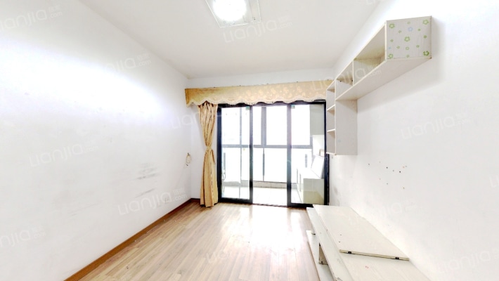 花样年花港家园二手房实景图