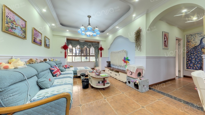 龙光君悦华庭二期二手房实景图