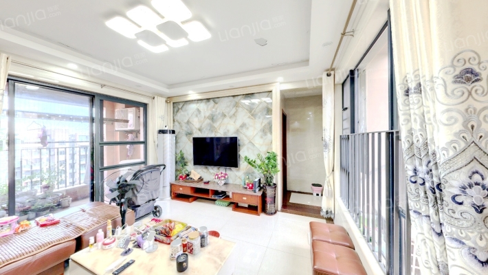 东方银座中心城二手房实景图