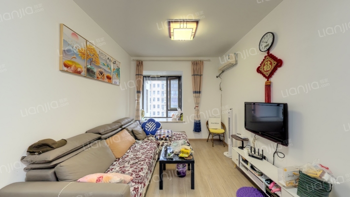 维港二手房实景图