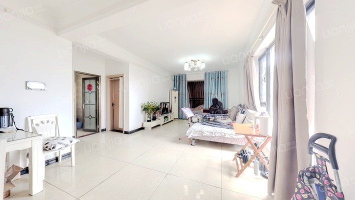 塔子山壹号二手房实景图