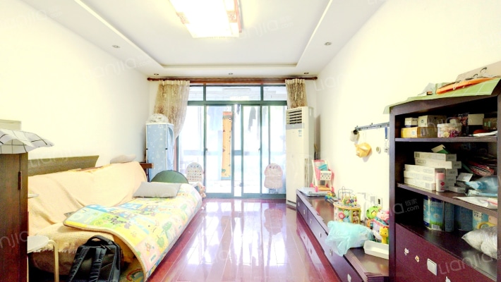 滨江花园二手房实景图