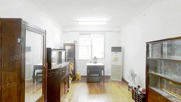 西城公寓二手房实景图