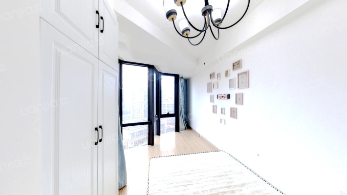 花样年喜年中心二手房实景图