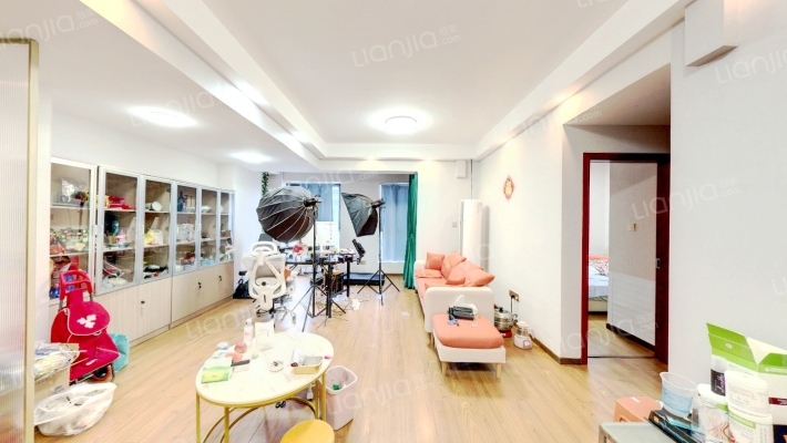 聚丰纵横国际广场二手房实景图