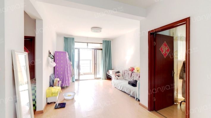 御湖观邸二手房实景图