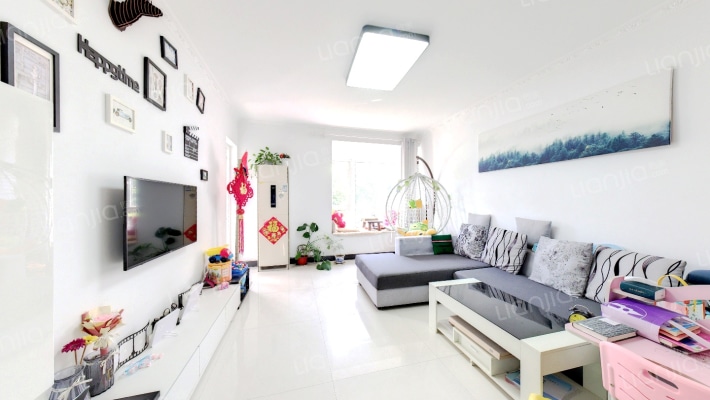 东郊小镇第六街区二手房实景图