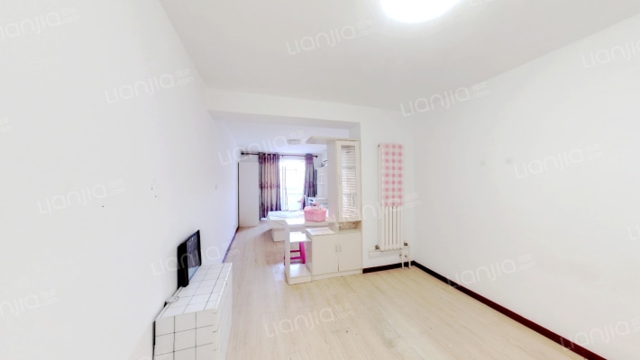 赛园里二手房实景图