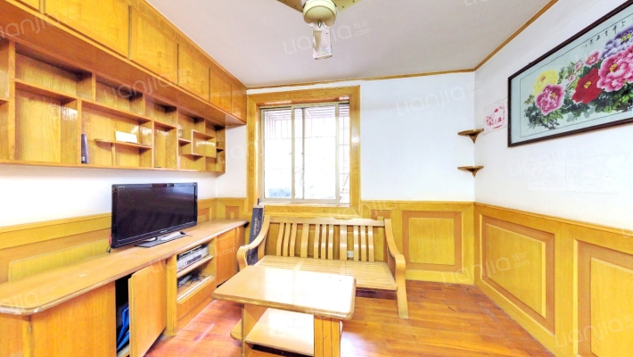 映山华庭二手房实景图