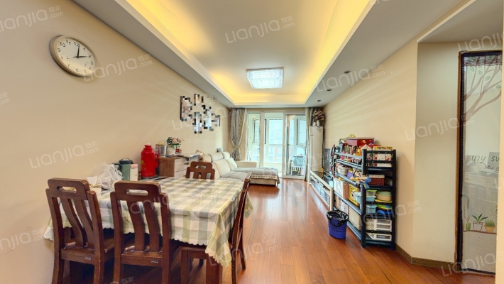 中航樾府二手房实景图