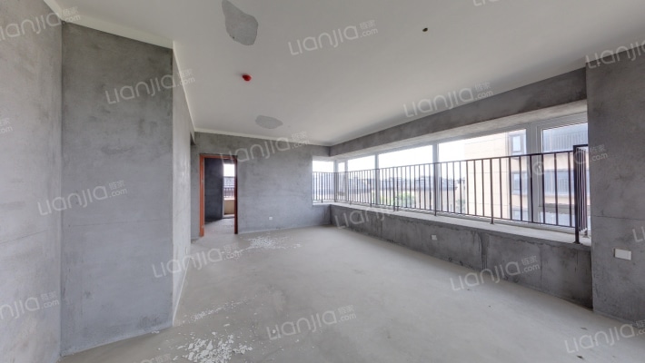 中南菩悦海悦湾二手房实景图