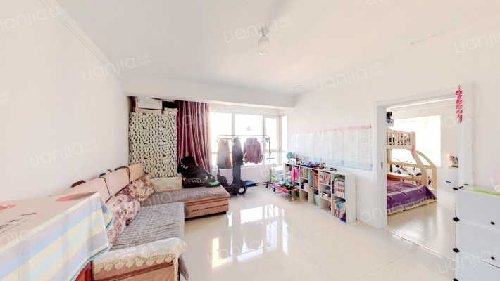 假日蓝湾二手房实景图