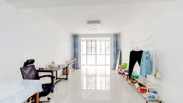 塞纳名邸二手房实景图