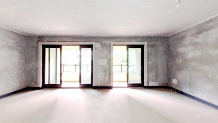 樾千山二手房实景图