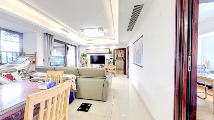 御景蓝湾公馆二手房实景图