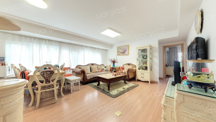 万科魅力花园二手房实景图