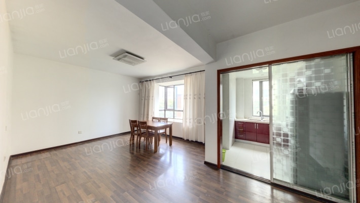 蓝天公寓南区二手房实景图