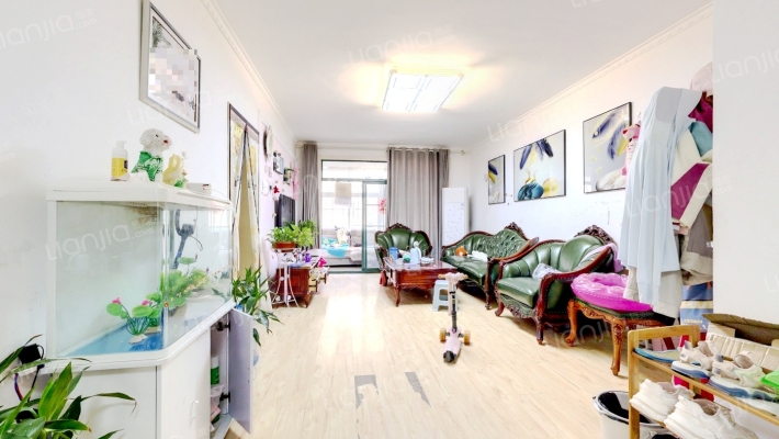 诺贝尔山庄二手房实景图