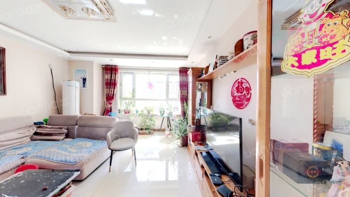 保利香槟二手房实景图