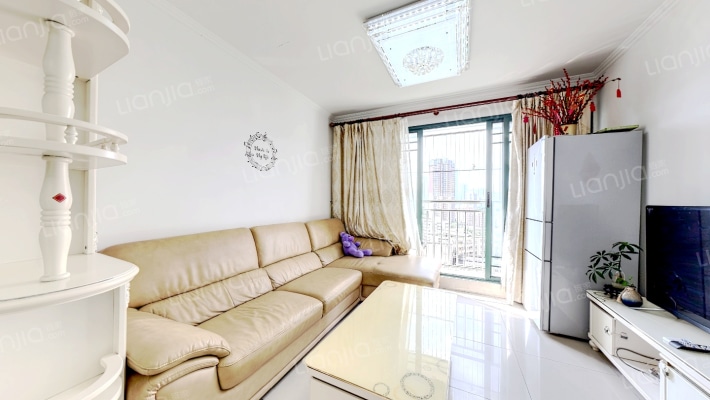 嘉年华名苑二手房实景图