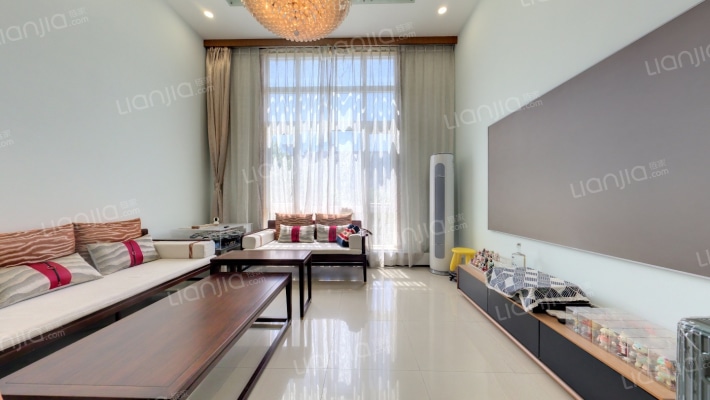 丽水华庭二手房实景图