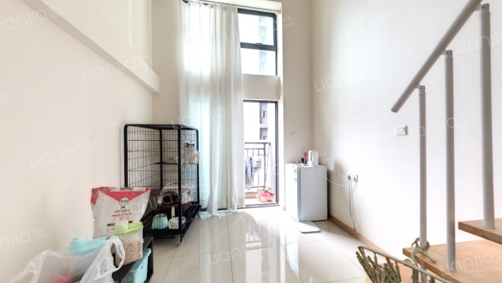 万科金域名都二手房实景图