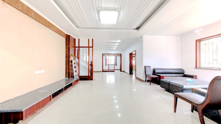 名湖花园别墅二手房实景图