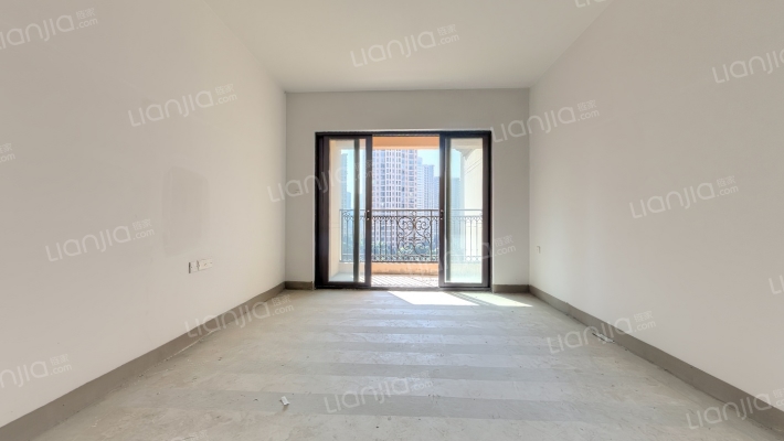 凯茵新城03区梵登二手房实景图